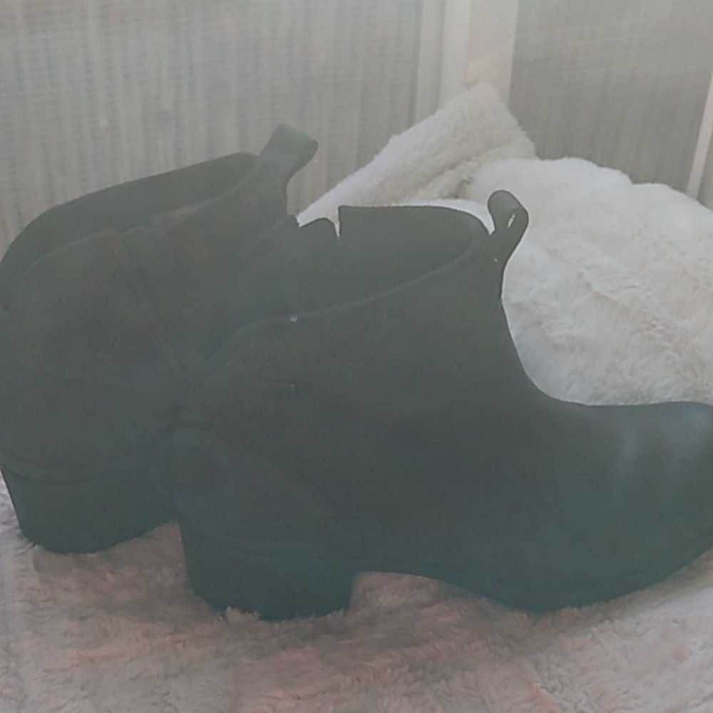 Merrell booties - Picture 3 of 3